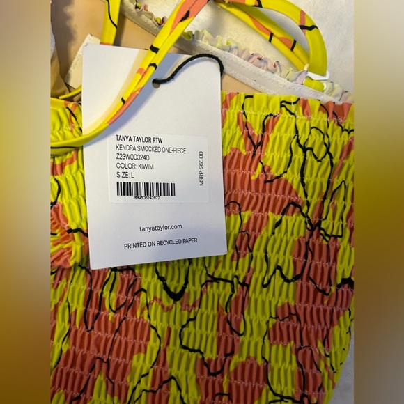 Tanya Taylor
Kendra Smocked One Piece size L - Picture 8 of 10